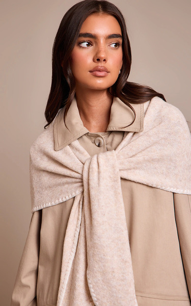  Prettylittlething Oatmeal Knit Contrast Tassel Shawl 