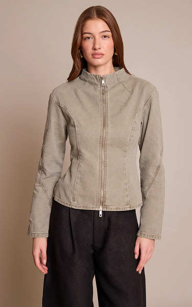  Prettylittlething Olive Seam Detail High Neck Fitted Jacket 