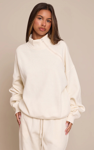  Prettylittlething Petite Cream Funnel Neck Side Zip Sweatshirt 