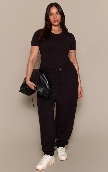 Prettylittlething Plus Black Embossed Logo Joggers 