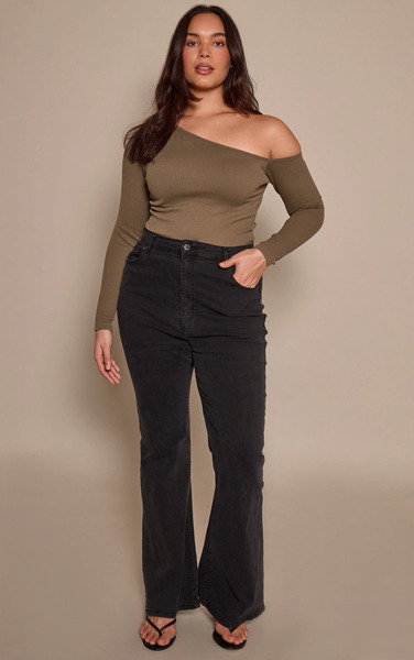  Prettylittlething Plus Black Flare Denim Jeans 