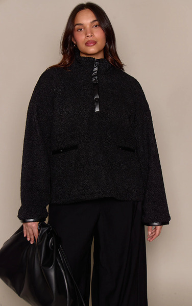  Prettylittlething Plus Black Fleece Pull Over Jumper 