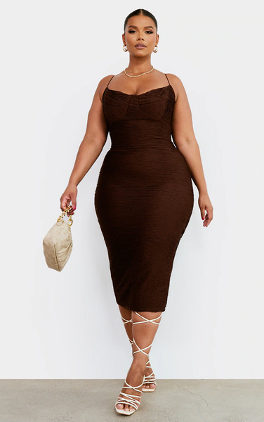  Prettylittlething Plus Chocolate Textured Strappy Midi Dress 