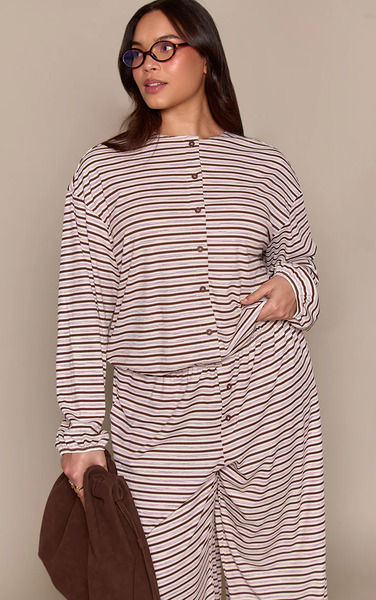  Prettylittlething Plus Dark Brown Stripe Soft Rib Relaxed Button Up Top 