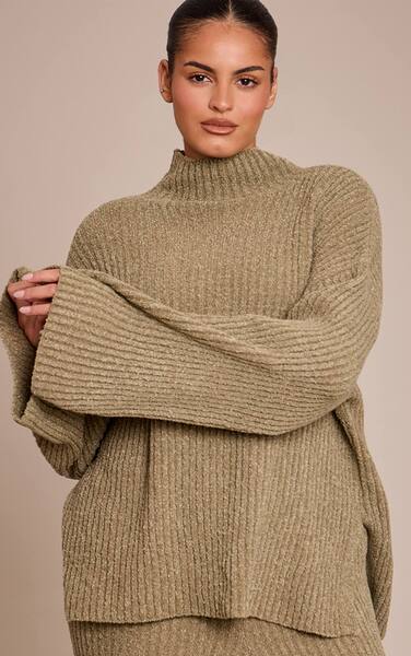  Prettylittlething Plus Khaki Rib Boucle Knit Oversized Jumper 