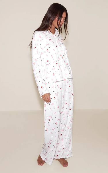  Prettylittlething Printed Long Sleeve Button Through Pj Set, White 