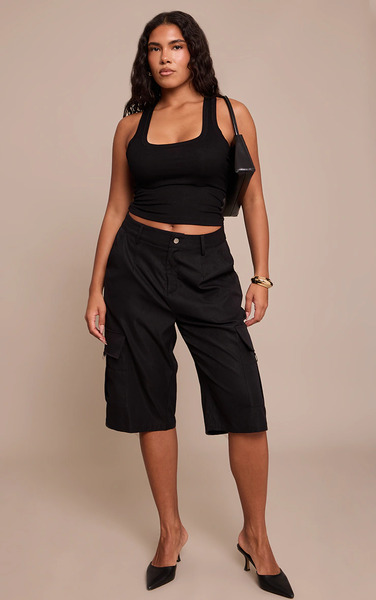  Prettylittlething Shape Black Cargo Jorts 