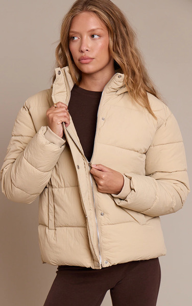  Prettylittlething Stone Hooded Puffer Jacket 