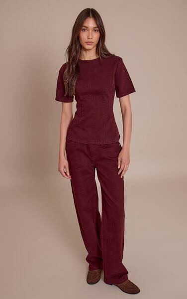  Prettylittlething Washed Deep Burgundy Mid Rise Straight Leg Jeans 