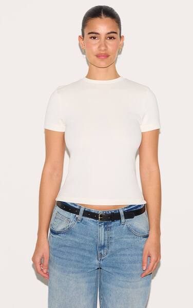  Prettylittlething White Premium Soft Touch Fitted T-shirt 