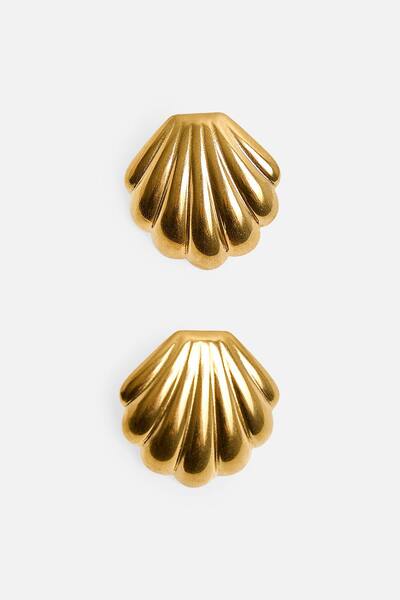  Public Desire Shell Detail Earrings Gold 