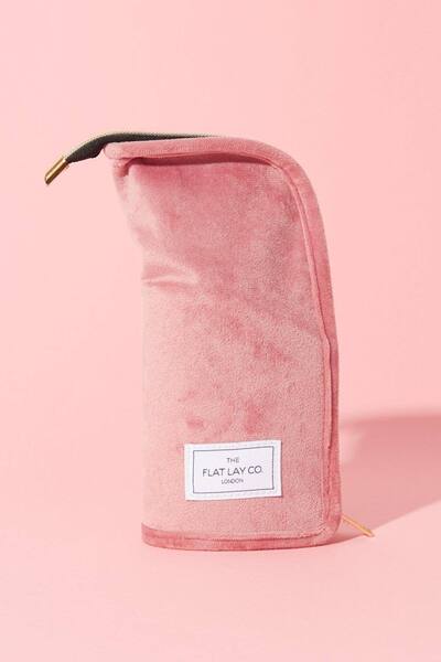  The Flat Lay Co Pink Velvet Brush Case 