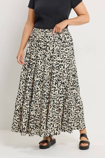  Yours Abstract Textured Tiered Skirt 
