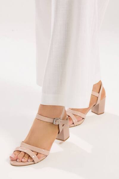  Yours Faux Leather Mid Block Heel Sandals In Wide E Fit, Natural 