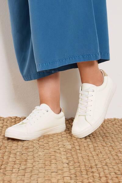  Yours Faux Leather Trainers In Extra Wide Eee Fit, White 