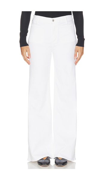  Citizens Of Humanity Kimberly Patch Pocket Flare Jeans In White. Size 23. Also In 24, 25, 26, 27, 28, 29, 30, 31, 32, 33, 34. 