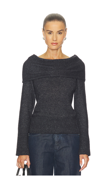  Closed Wide Collar Long Sleeve In Black. Size S. Also In M. 