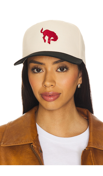  Darlin Horse Cap In Cream. 