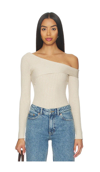  Heartloom Finley Top In Neutral. Size M. Also In L, Xl. 