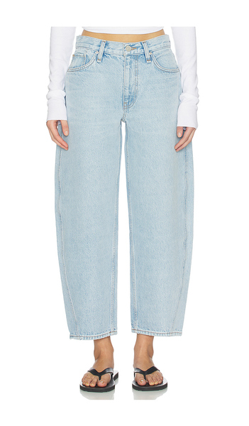  Hudson Jeans Courtney Mr. Baby Barrel Jeans In Baby Blue. Size 23. Also In 24, 26, 27, 28, 29, 30, 31, 32, 33, 34. 