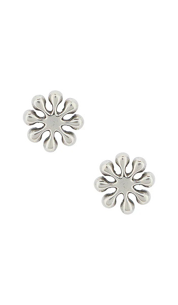  Maple Orbit Earrings In Metallic Silver. 
