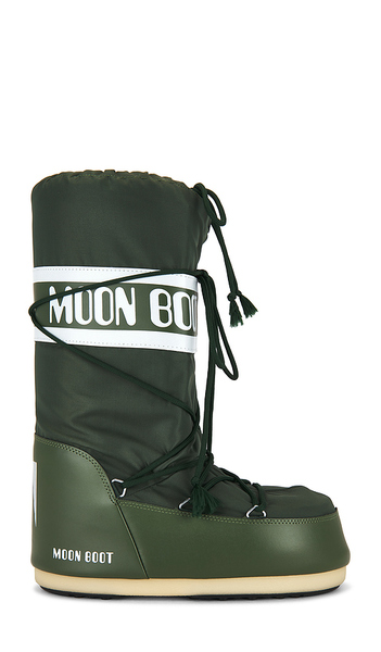 Moon Boot Icon Nylon Boot In Green. Size 42-44. Also In 45-47. 