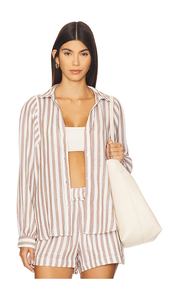 Rails Lo Top In Brick. Size L. Also In Xs. 