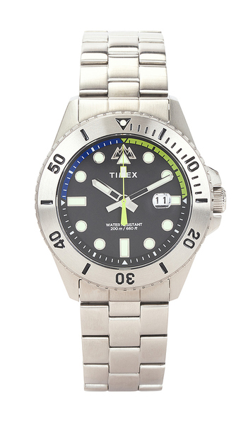  Timex Freedive Watch In Metallic Silver. 