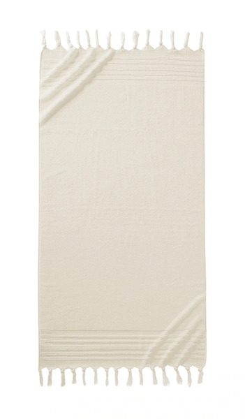  Ugg Home Ava Bath Towel In Cream. 