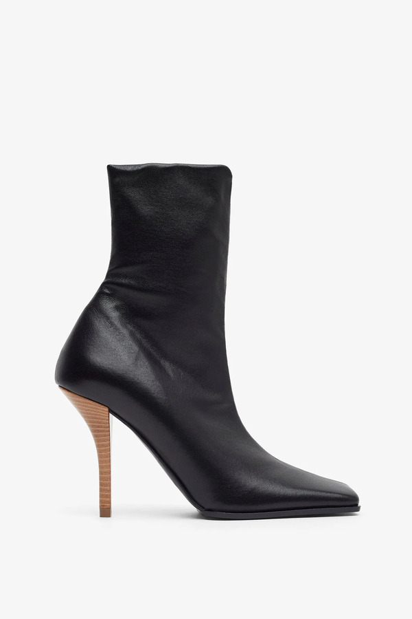  Alaïa Black 90 Leather Ankle Boots 