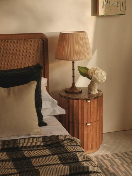  Soho Home Alexander Table Lamp 