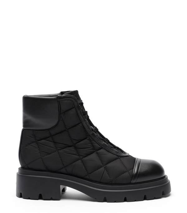 Stuart Weitzman Hudson Quilted Hiker Bootie - Woman Boots And Booties Black 39 