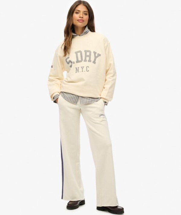  Superdry & Co Women's Athletic Essentials Slouchy Crew Sweatshirt White / Desert Bone Off White   Size: 10 